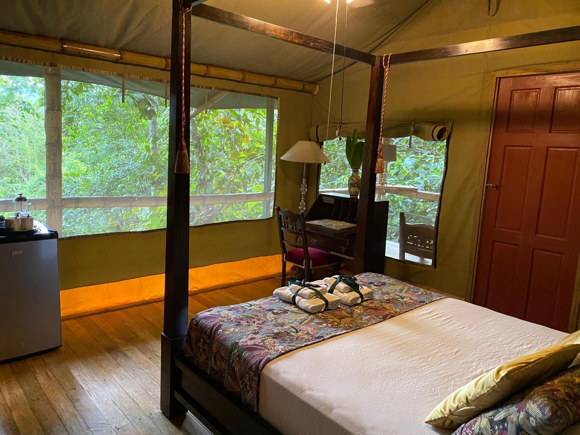 Colina Secreta - Glamping And Villas Puerto Viejo de Talamanca Exterior photo